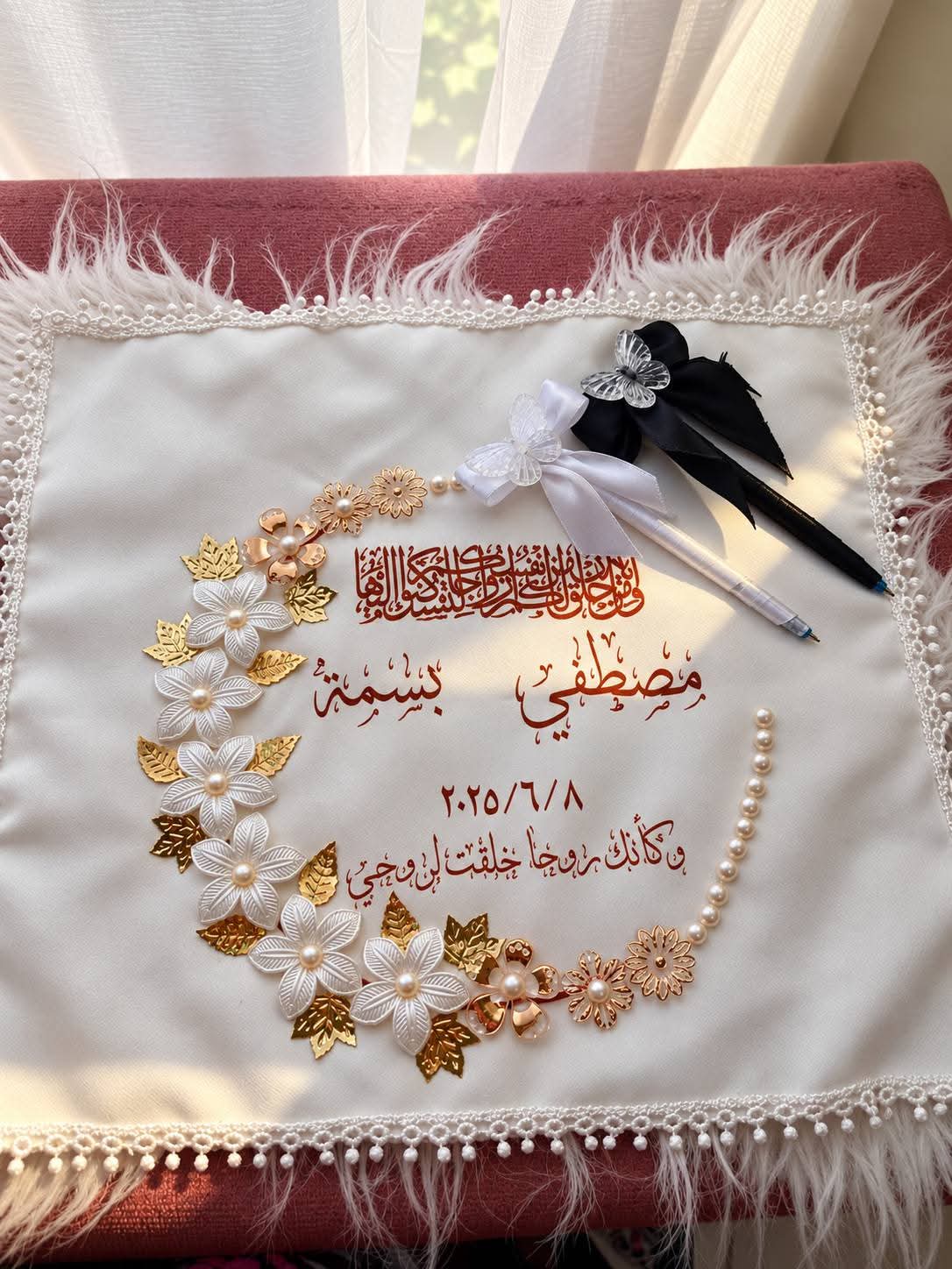 دائري ورد اكريلك